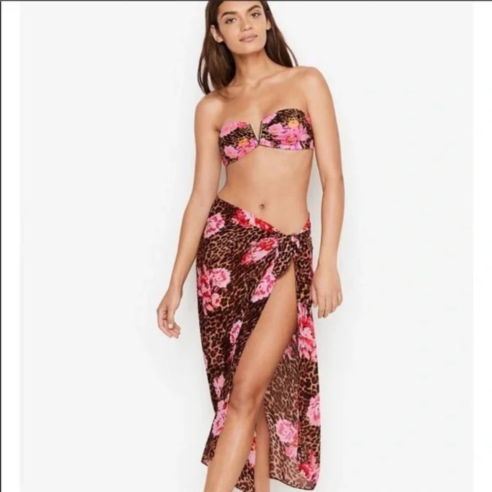 NWT Victoria's Secret sarong